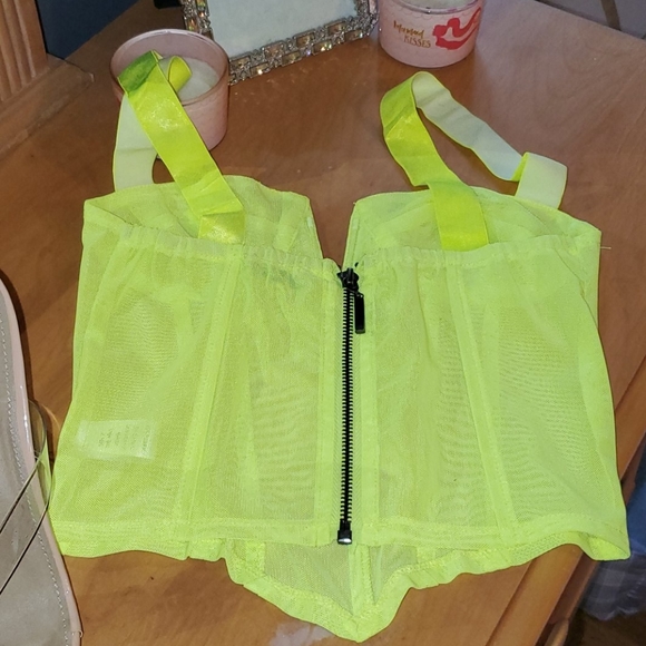 FASHION NOVA SHOES 8.5 - Picture 4 of 4